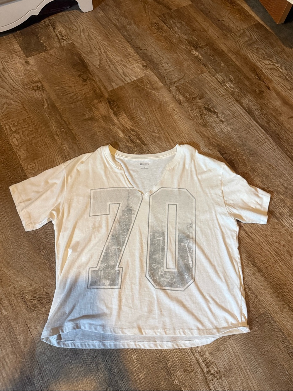 Hollister White V-Neck Tee with Silver '70' Graphic